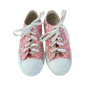 Converse girls pink floral Chuck Taylor All Star running shoes Size 11.5